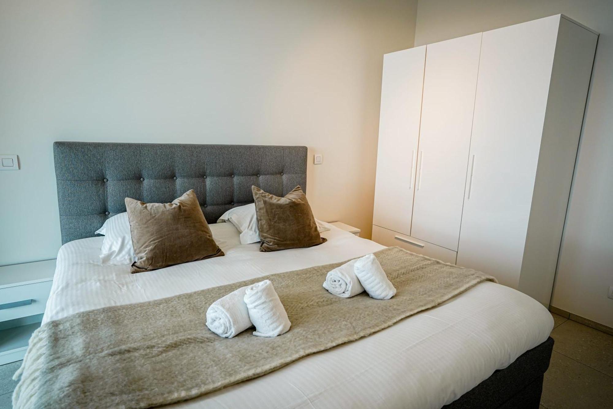 Huswell - Beautiful Apartment With Communal Pool And Gym Οστένδη Εξωτερικό φωτογραφία