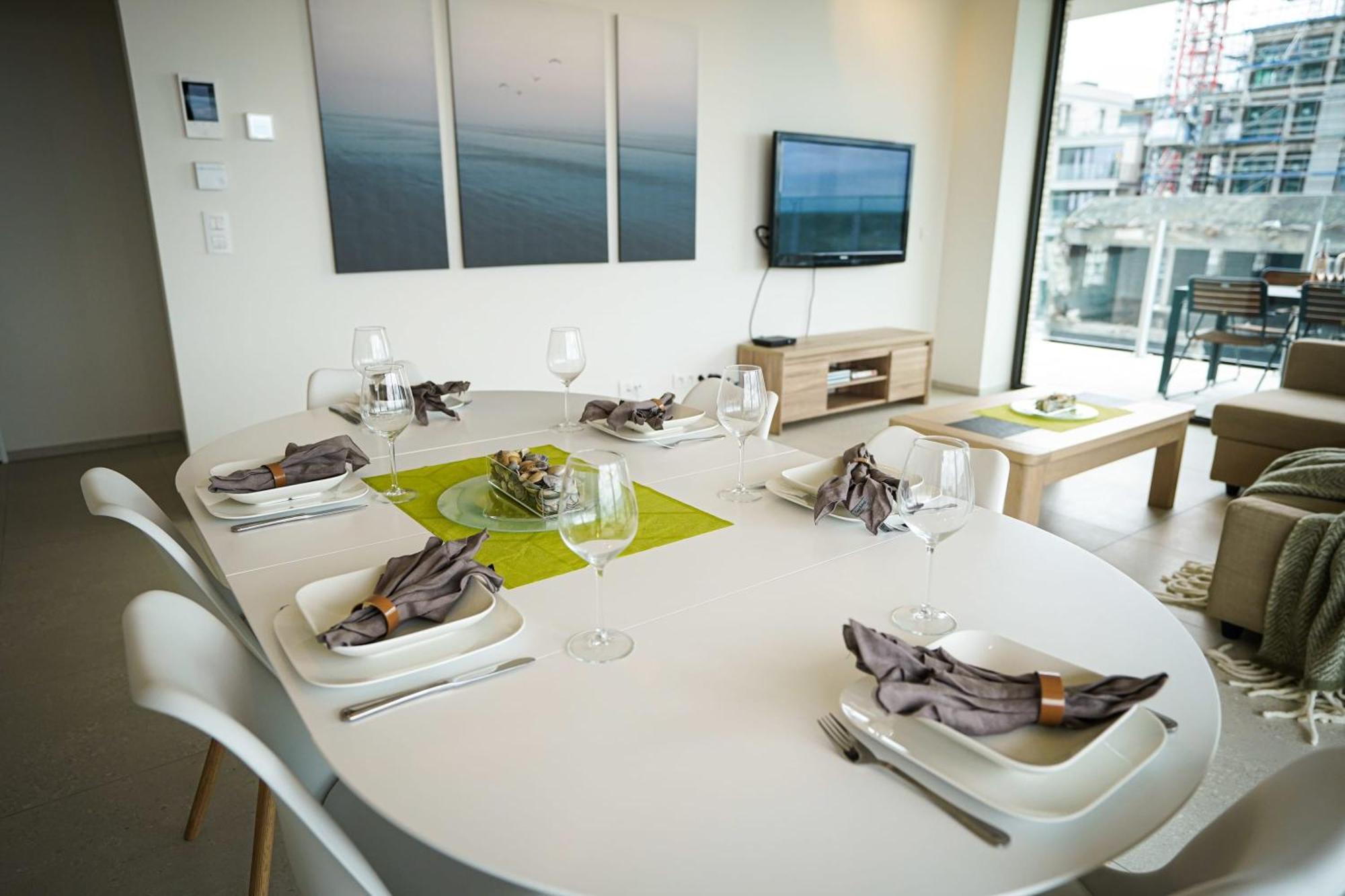 Huswell - Beautiful Apartment With Communal Pool And Gym Οστένδη Εξωτερικό φωτογραφία